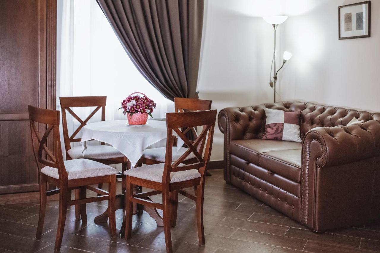 Ekaterinoslav Otel Dnipro Dış mekan fotoğraf